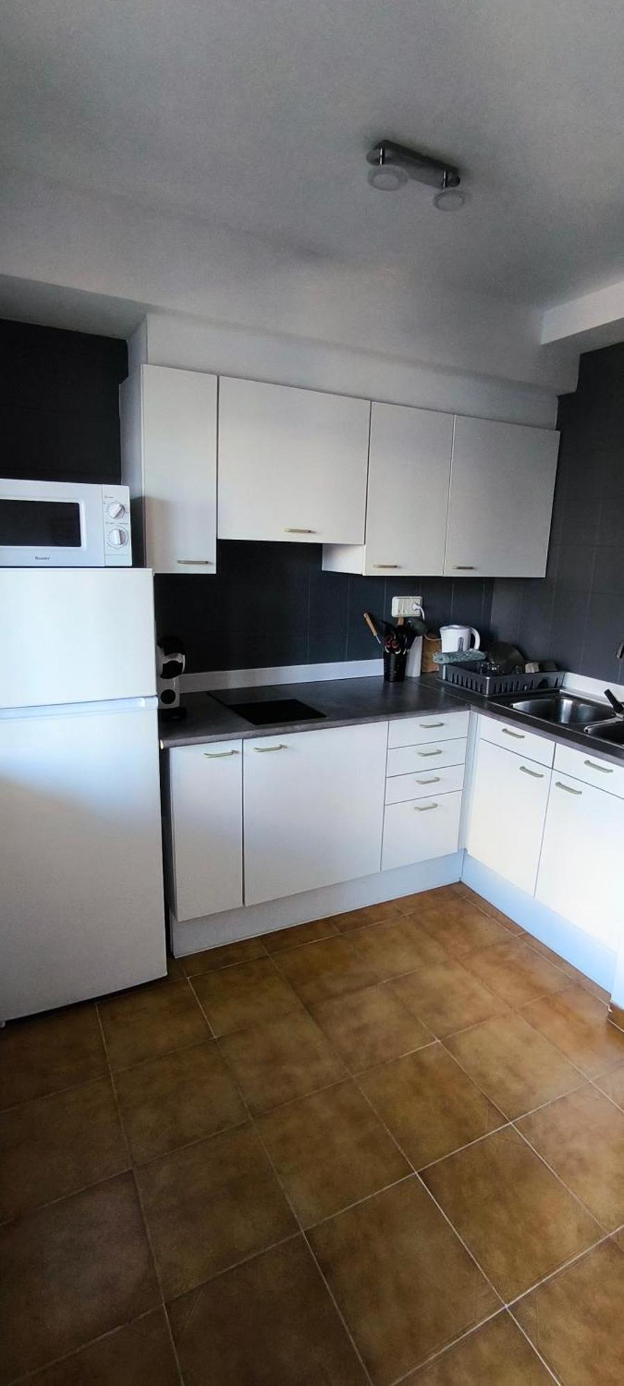 Spacieux Appartement Rose Front Mer Et Piscine Roses Eksteriør billede